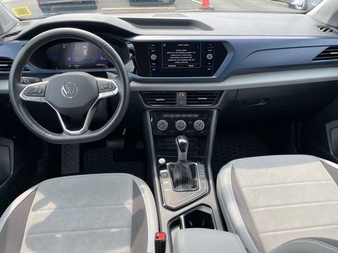 Certified 2023 Volkswagen Taos SE w/ Black Wheel Package FWD image 11