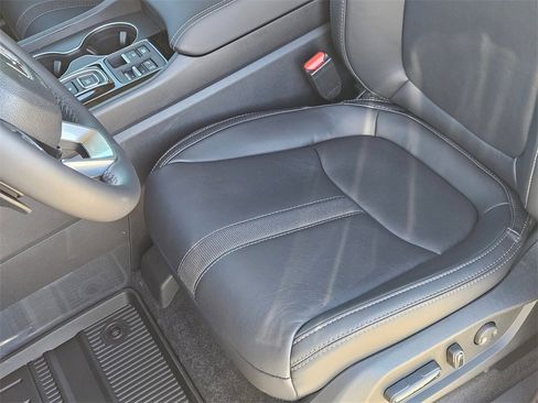 New 2025 Honda Pilot EX-L image 15