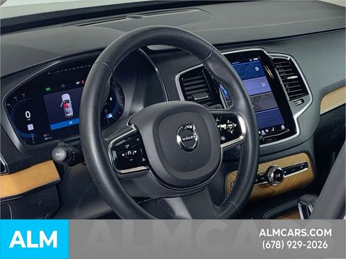 Used 2024 Volvo XC90 B6 Plus image 7