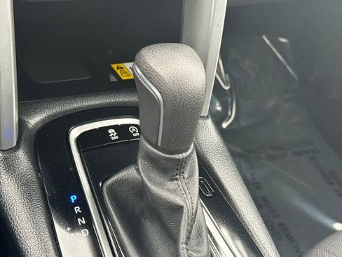 Certified 2023 Toyota Corolla Cross LE AWD/4WD image 23