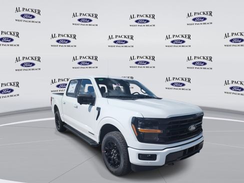 New 2025 Ford F150 XLT w/ Equipment Group 302A MID image 8