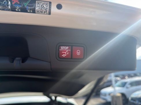 Certified 2022 Mercedes-Benz GLS 450 4MATIC image 30