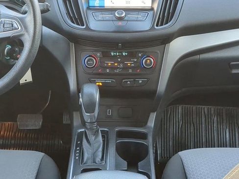 Used 2018 Ford Escape SE w/ SE Sync 3 Package image 18