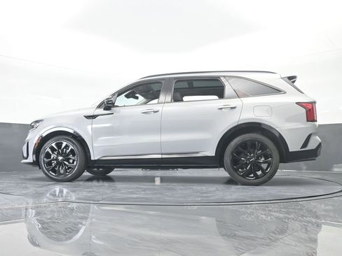 Used 2023 Kia Sorento SX image 62