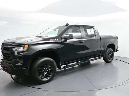Used 2024 Chevrolet Silverado 1500 LT Trail Boss AWD/4WD image 3