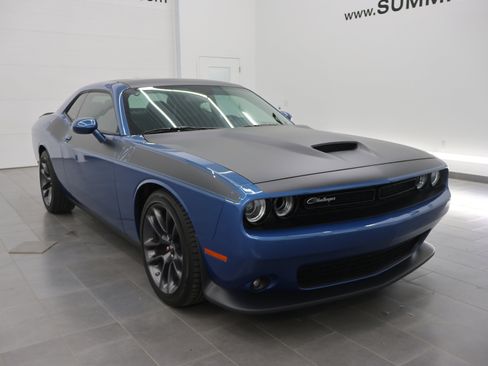 Used 2022 Dodge Challenger R/T w/ T/A Package RWD image 2
