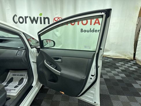 Used 2011 Toyota Prius Two image 8