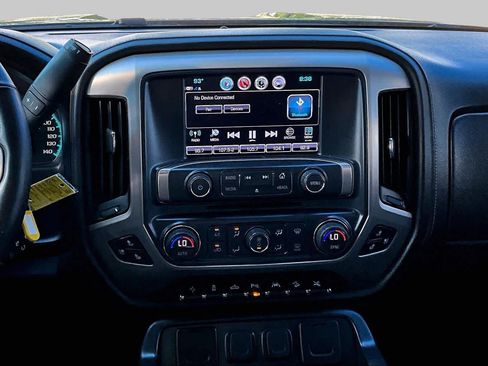 Used 2018 GMC Sierra 1500 Denali w/ Denali Ultimate Package AWD/4WD image 7