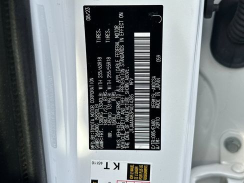 Used 2023 Lexus RZ 450e Premium image 34