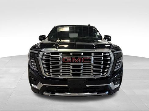 Certified 2025 GMC Yukon Denali image 2