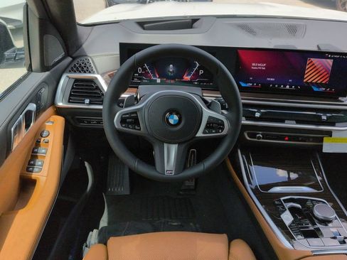 New 2027 BMW X7 xDrive40i w/ M Sport Package AWD/4WD image 16