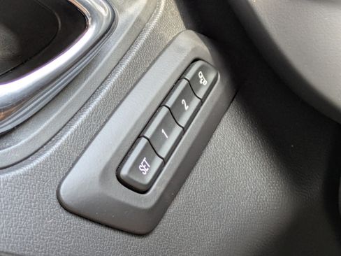Used 2016 Chevrolet Camaro SS RWD image 20