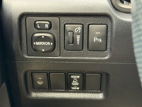 Used 2018 Toyota 4Runner Limited RWD image 27