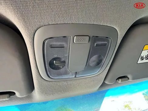 Used 2013 Kia Soul FWD image 26