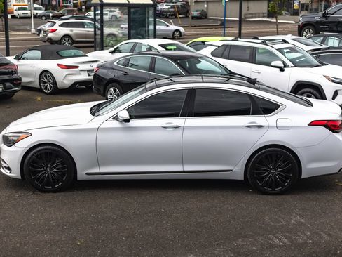 Used 2019 Genesis G80 5.0 Ultimate RWD image 12