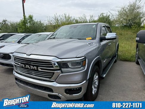Used 2022 RAM 1500 Laramie AWD/4WD image 3
