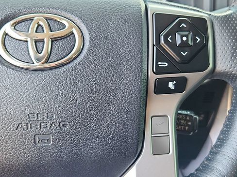 Used 2023 Toyota 4Runner Limited AWD/4WD image 20