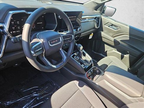 New 2026 GMC Canyon Elevation w/ Technology Package AWD/4WD image 3