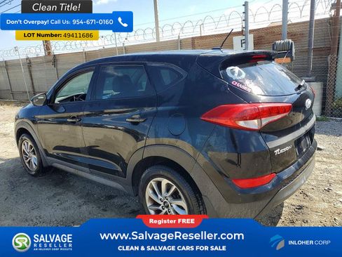 Used 2016 Hyundai Tucson SE image 3
