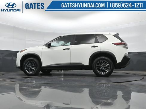 Used 2023 Nissan Rogue S FWD image 40