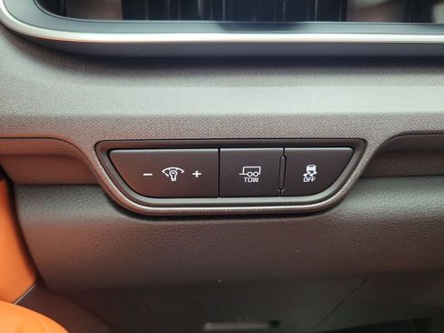 New 2026 Kia Carnival EX FWD image 25