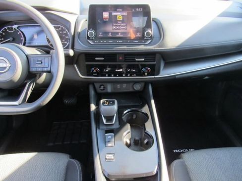 Used 2024 Nissan Rogue SV FWD image 16