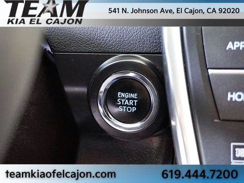 Used 2017 Toyota Camry XSE w/ Moonroof Package FWD image 29