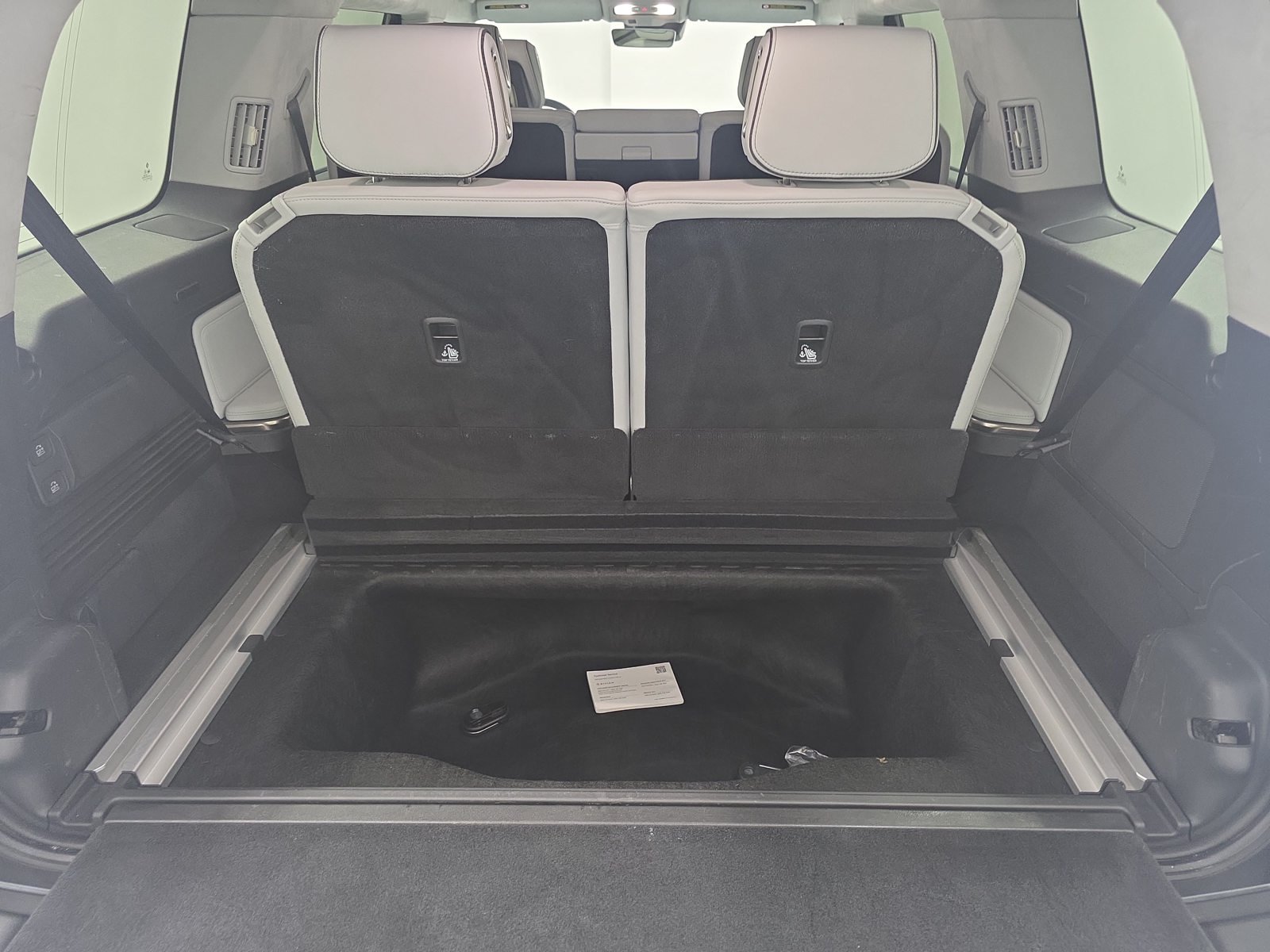 Used 2023 Rivian R1S Adventure Quad AWD/4WD image 26