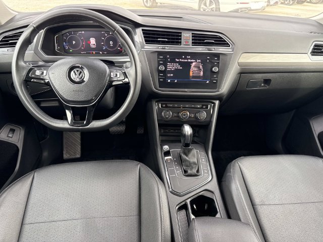 Used 2020 Volkswagen Tiguan SEL FWD image 15