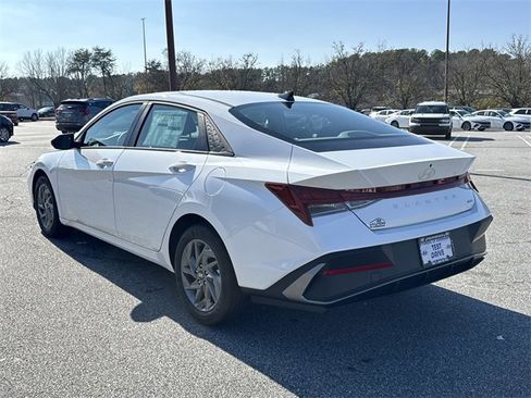 New 2026 Hyundai Elantra Blue image 5