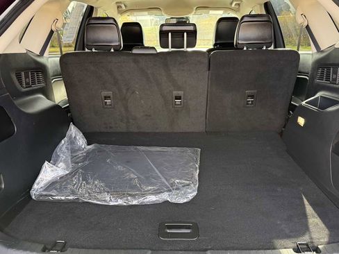 Used 2023 Ford Edge SEL image 27