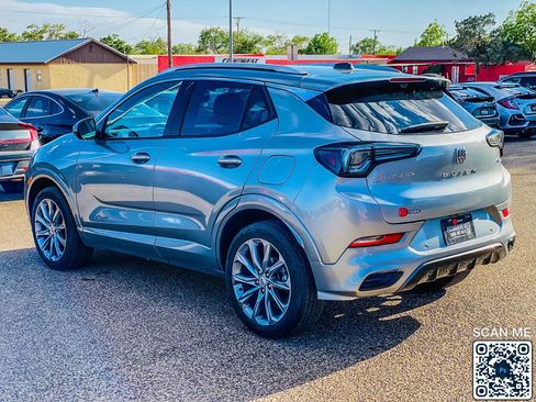 Used 2024 Buick Encore GX Avenir w/ Avenir Technology Package AWD/4WD image 6