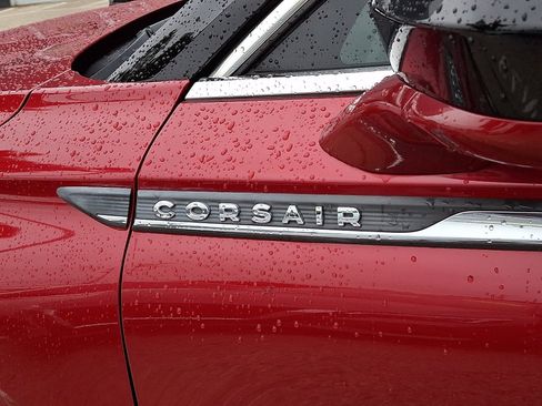 Used 2020 Lincoln Corsair FWD w/ Premium Package image 30