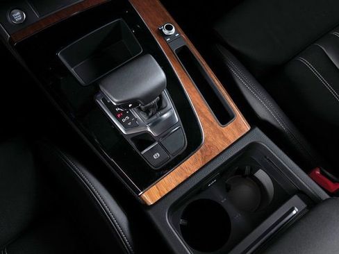 Certified 2023 Audi Q5 2.0T Prestige AWD/4WD image 15