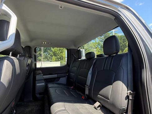 Used 2024 Ford F350 XLT w/ XLT Premium Package AWD/4WD image 11