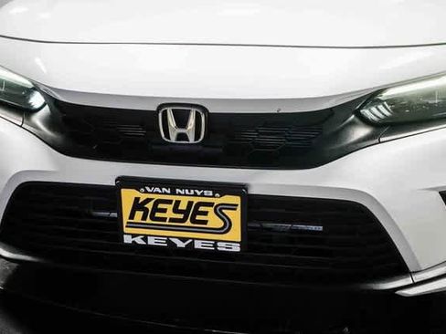 Used 2023 Honda Civic Sport image 8