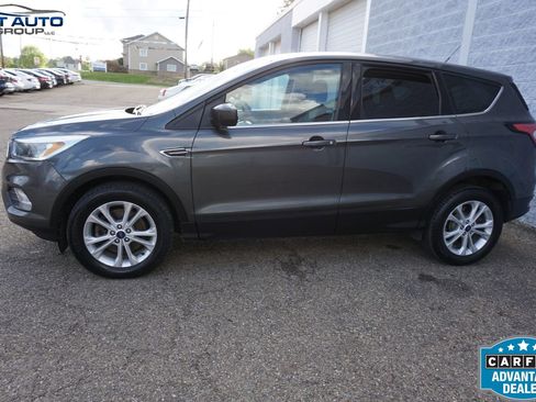 Used 2017 Ford Escape SE AWD/4WD image 4