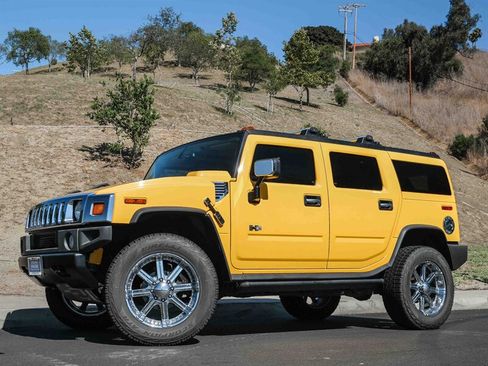 Used 2004 HUMMER H2 w/ Chrome Appearance Package image 78