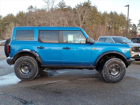 New 2025 Ford Bronco Badlands w/ Sasquatch Package image 4