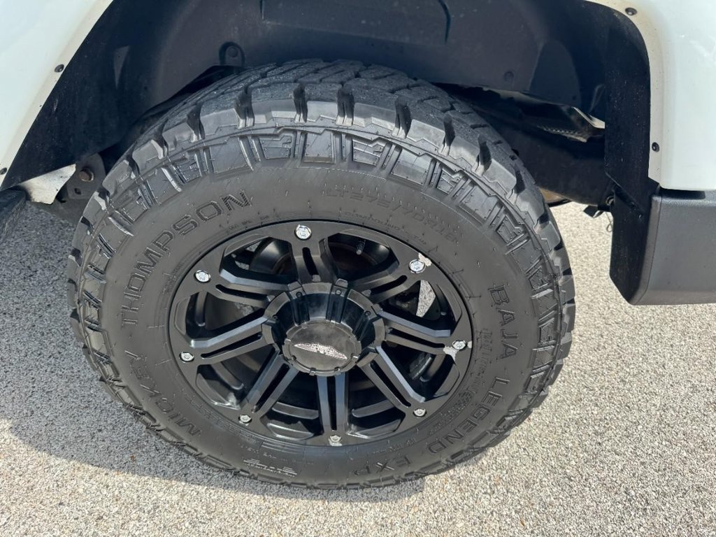 Used 2015 Jeep Wrangler Unlimited Sahara AWD/4WD image 6