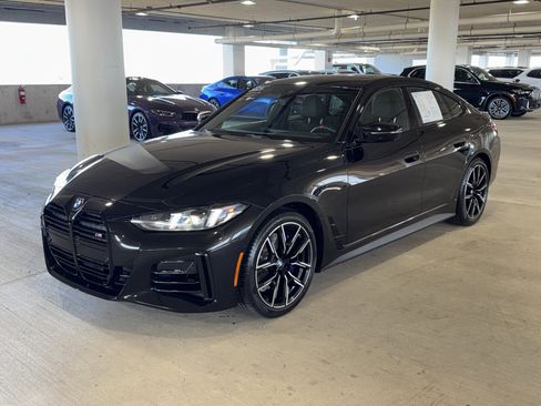 Certified 2025 BMW M440i image 4