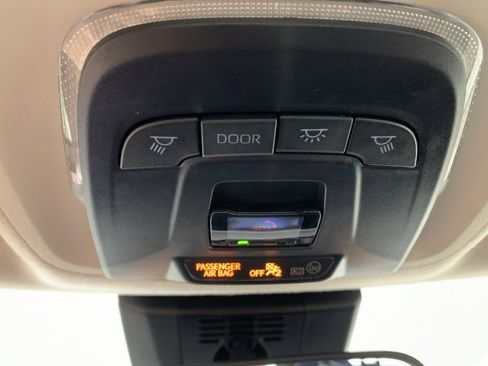 Used 2024 Toyota Corolla LE image 21