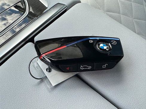 Used 2026 BMW X6 M60i AWD/4WD image 31