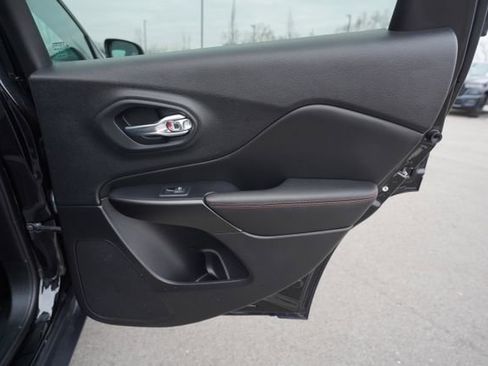 Used 2022 Jeep Cherokee Trailhawk w/ Sun, Sound & Nav Group image 23