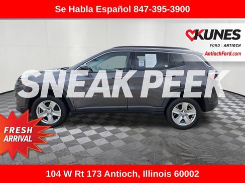 Used 2022 Jeep Compass Latitude w/ Convenience Group AWD/4WD image 5