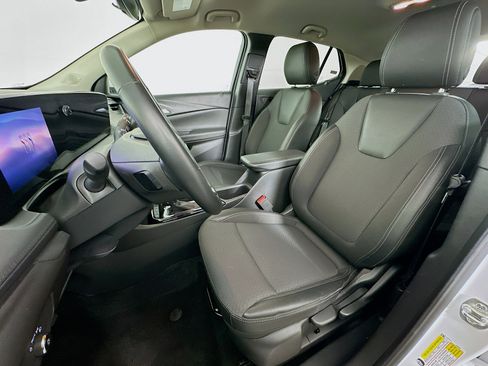 Used 2025 Buick Encore GX Preferred image 13