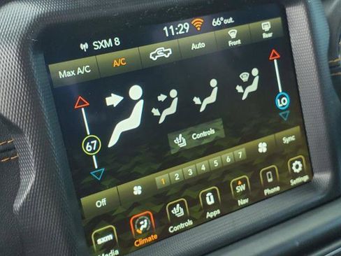 Used 2022 Jeep Gladiator Overland image 15