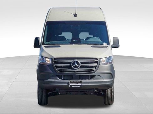 New 2025 Mercedes-Benz Sprinter 2500 image 2
