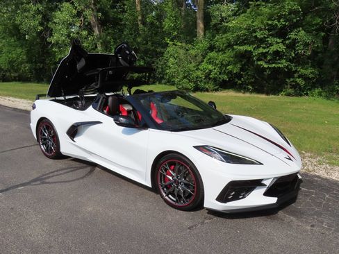 Used 2023 Chevrolet Corvette Stingray Premium Conv w/ Z51 Performance Package RWD image 34