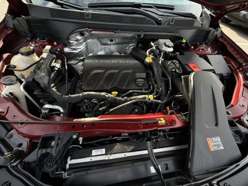 Used 2024 Buick Envista Preferred w/ Convenience II Package FWD image 29